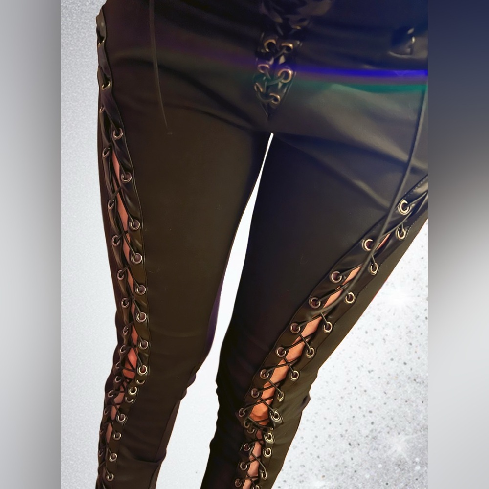 AKIRA 80’s Goth Punk Lace Up Leggings - Picture 4 of 4